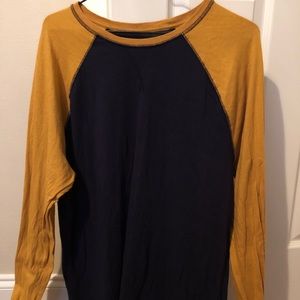 American Eagle long sleeve shirt- only worn once